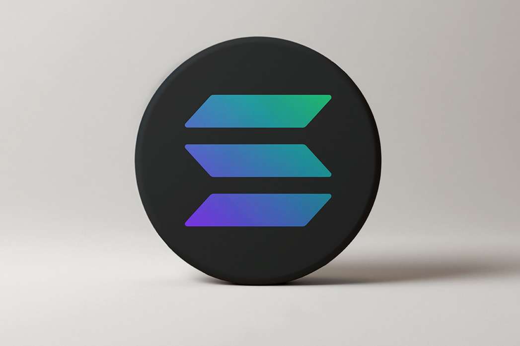 Solana 3d logo coin icon on a light background.