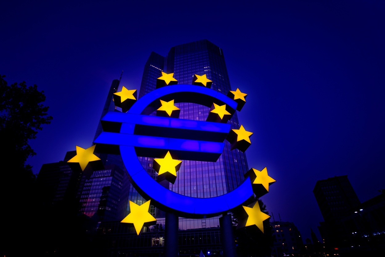 Euro Sign, Frankfurt, European Central Bank, Frankfurt - Main, Hesse, Germany